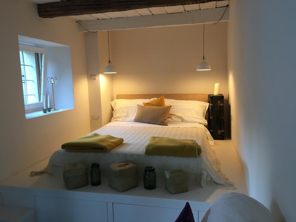 B&B Valle Spluga Il Pertugio Chiavenna Camera foto